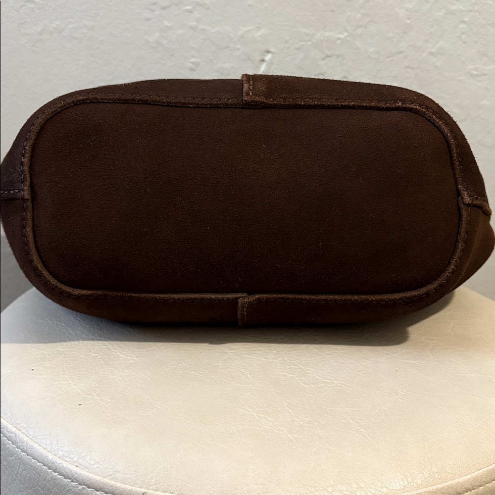 PLG L Devan Tote - Picture 4 of 11